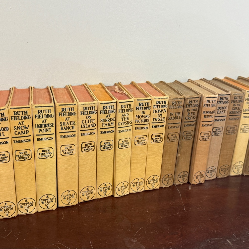 Lot Of 18 RUTH FIELDING Books By Alice Emerson 1913-1932 Hardcover.